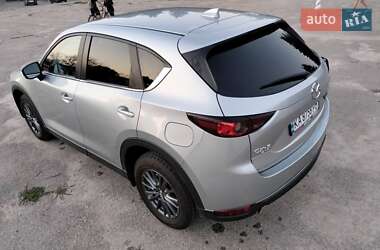 Позашляховик / Кросовер Mazda CX-5 2019 в 