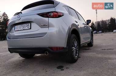 Позашляховик / Кросовер Mazda CX-5 2019 в 
