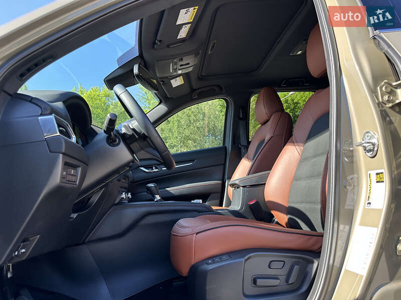 Внедорожник / Кроссовер Mazda CX-5 2023 в Днепре