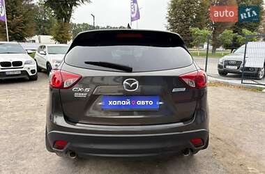 Позашляховик / Кросовер Mazda CX-5 2015 в 