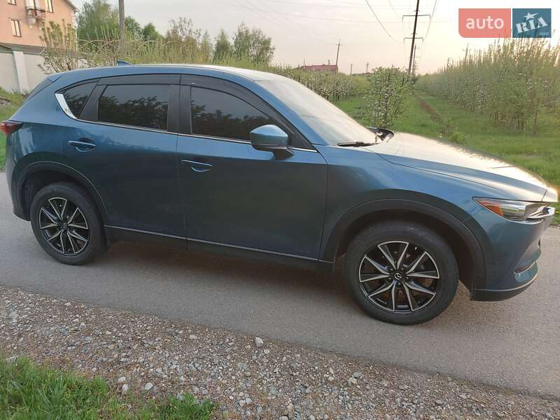 Внедорожник / Кроссовер Mazda CX-5 2017 в Днепре