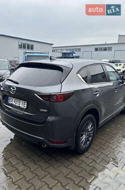 Позашляховик / Кросовер Mazda CX-5 2019 в 