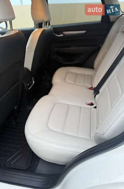 Позашляховик / Кросовер Mazda CX-5 2021 в 