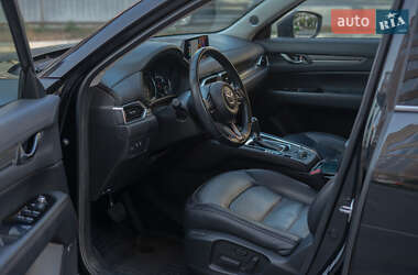 Позашляховик / Кросовер Mazda CX-5 2020 в 