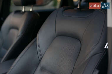 Позашляховик / Кросовер Mazda CX-5 2020 в 