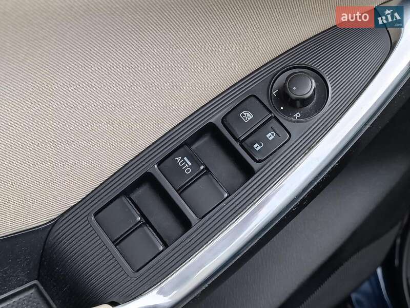 Внедорожник / Кроссовер Mazda CX-5 2014 в Харькове