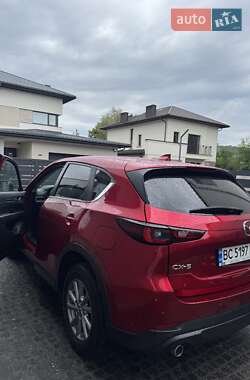 Позашляховик / Кросовер Mazda CX-5 2023 в 