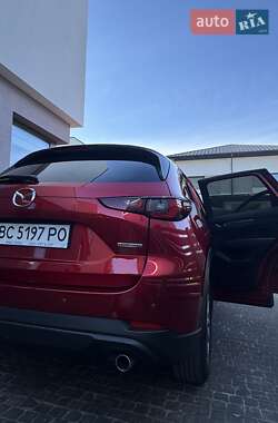 Позашляховик / Кросовер Mazda CX-5 2023 в 