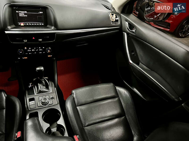 Внедорожник / Кроссовер Mazda CX-5 2016 в Киеве
