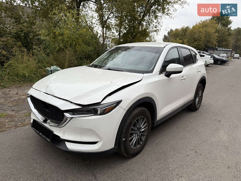Позашляховик / Кросовер Mazda CX-5 2017 в Києві