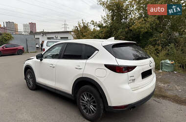 Внедорожник / Кроссовер Mazda CX-5 2017 в 