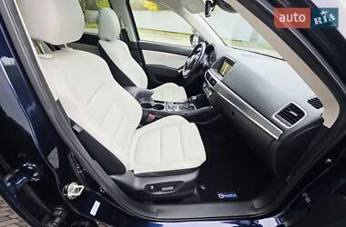 Позашляховик / Кросовер Mazda CX-5 2017 в 
