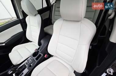 Позашляховик / Кросовер Mazda CX-5 2017 в 