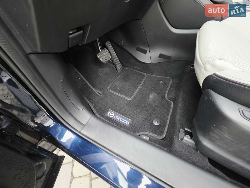 Внедорожник / Кроссовер Mazda CX-5 2017 в Ивано-Франковске