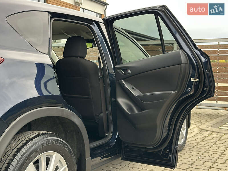 Внедорожник / Кроссовер Mazda CX-5 2015 в Стрые