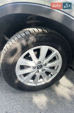 Позашляховик / Кросовер Mazda CX-5 2012 в 