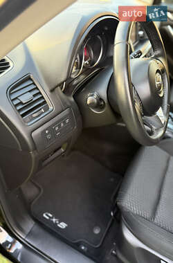 Внедорожник / Кроссовер Mazda CX-5 2012 в 
