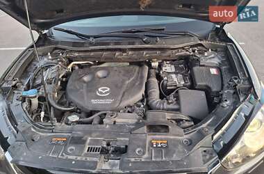 Позашляховик / Кросовер Mazda CX-5 2014 в 