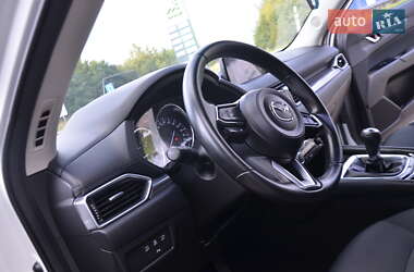 Внедорожник / Кроссовер Mazda CX-5 2018 в 