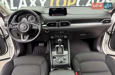 Позашляховик / Кросовер Mazda CX-5 2019 в 