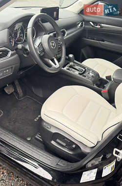 Внедорожник / Кроссовер Mazda CX-5 2023 в 