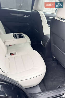 Внедорожник / Кроссовер Mazda CX-5 2023 в 