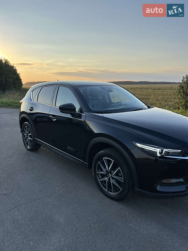 Позашляховик / Кросовер Mazda CX-5 2017 в Ічні