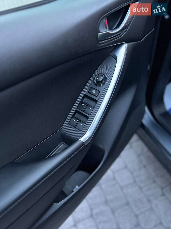 Позашляховик / Кросовер Mazda CX-5 2013 в Рівному