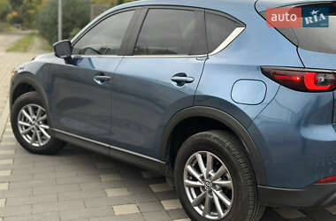 Позашляховик / Кросовер Mazda CX-5 2022 в 