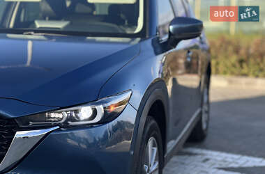 Позашляховик / Кросовер Mazda CX-5 2022 в 