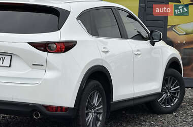 Позашляховик / Кросовер Mazda CX-5 2020 в 