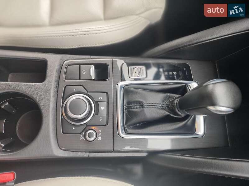 Позашляховик / Кросовер Mazda CX-5 2016 в Харкові