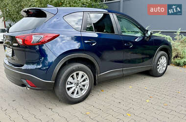 Позашляховик / Кросовер Mazda CX-5 2016 в 