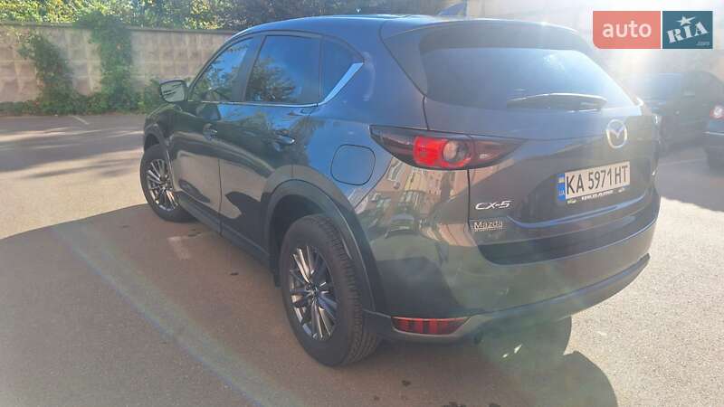 Внедорожник / Кроссовер Mazda CX-5 2017 в Киеве