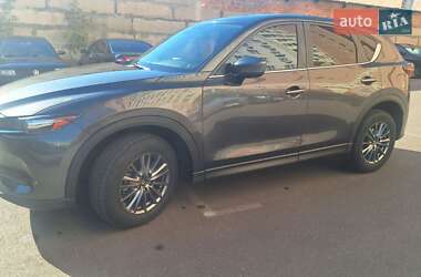 Внедорожник / Кроссовер Mazda CX-5 2017 в 