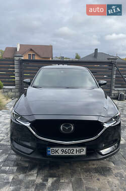 Внедорожник / Кроссовер Mazda CX-5 2018 в 