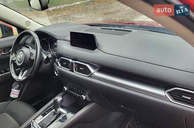 Позашляховик / Кросовер Mazda CX-5 2019 в 