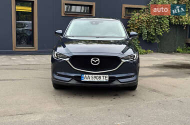 Внедорожник / Кроссовер Mazda CX-5 2017 в 