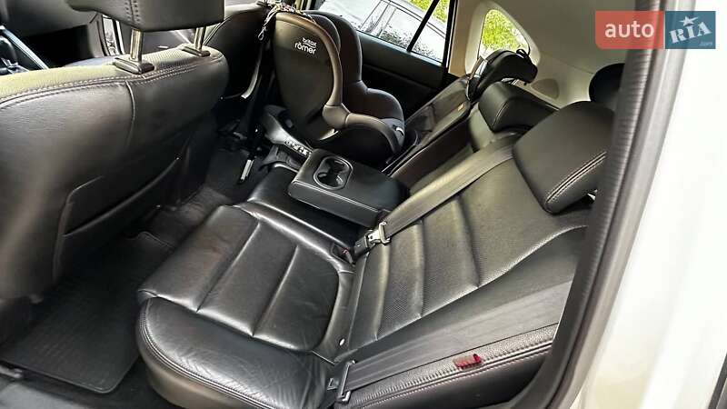 Позашляховик / Кросовер Mazda CX-5 2015 в Дніпрі