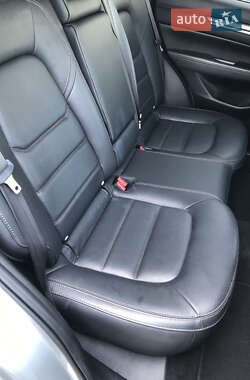 Внедорожник / Кроссовер Mazda CX-5 2018 в 