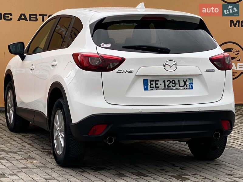 Позашляховик / Кросовер Mazda CX-5 2016 в Рівному