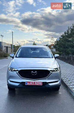 Внедорожник / Кроссовер Mazda CX-5 2018 в 