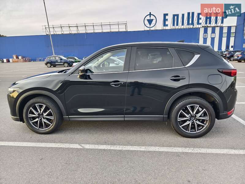 Позашляховик / Кросовер Mazda CX-5 2019 в 