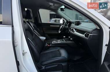Позашляховик / Кросовер Mazda CX-5 2020 в 