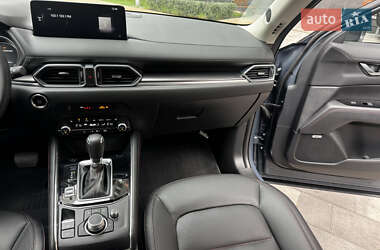 Позашляховик / Кросовер Mazda CX-5 2024 в 