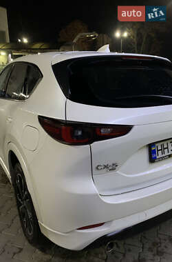 Позашляховик / Кросовер Mazda CX-5 2021 в 
