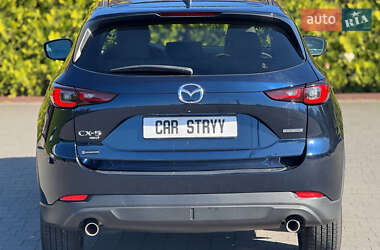 Позашляховик / Кросовер Mazda CX-5 2022 в 