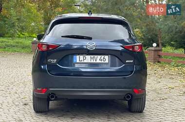 Внедорожник / Кроссовер Mazda CX-5 2017 в 