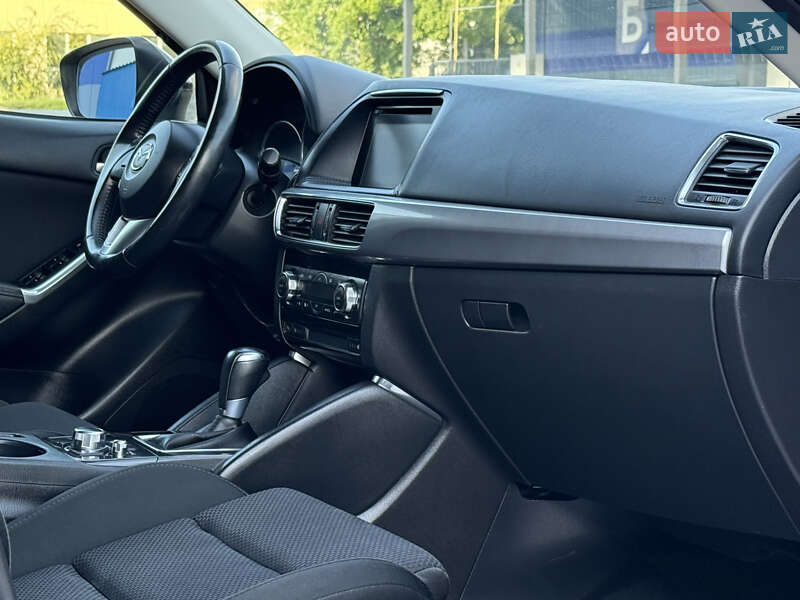 Позашляховик / Кросовер Mazda CX-5 2016 в Рівному
