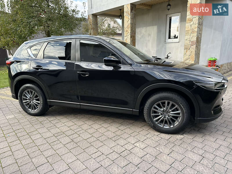 Позашляховик / Кросовер Mazda CX-5 2018 в Дубні